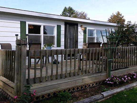 5th image of 231 S Mackinac Ln