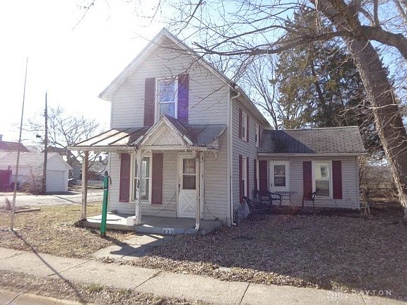 4th image of 823 N 8th St