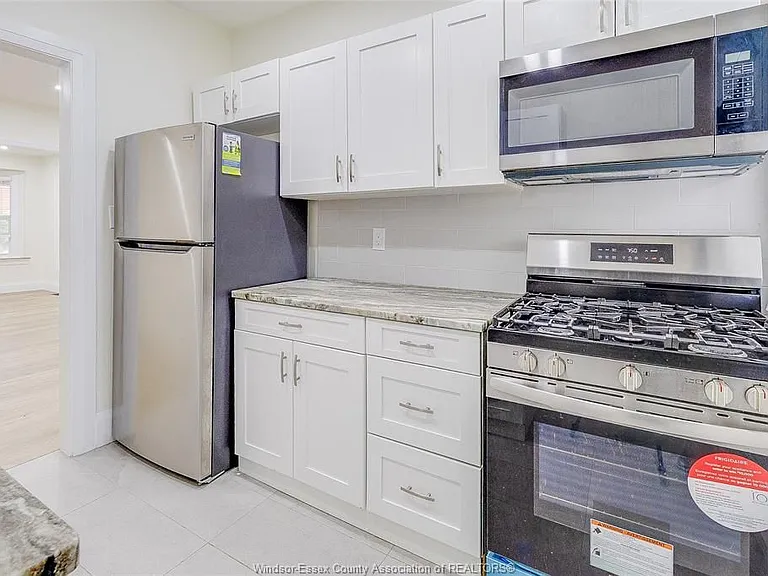 116 Elm Ave — Photo 12