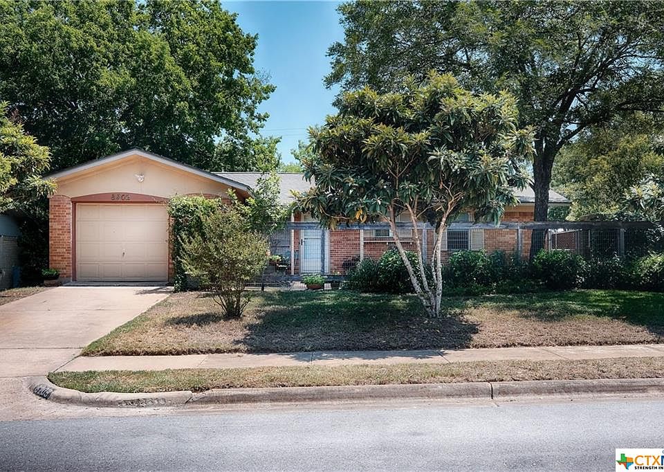 1st image of 8203 Briarwood Ln