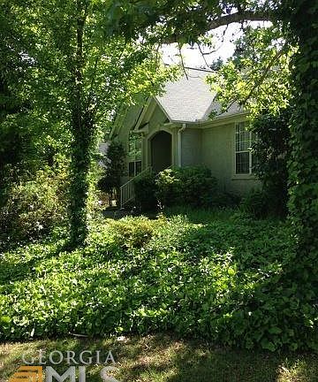 2nd image of 200 Chardonnay Oaks Dr