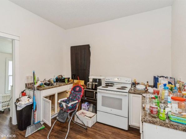 cedar-rapids-iowa-446232666 picture