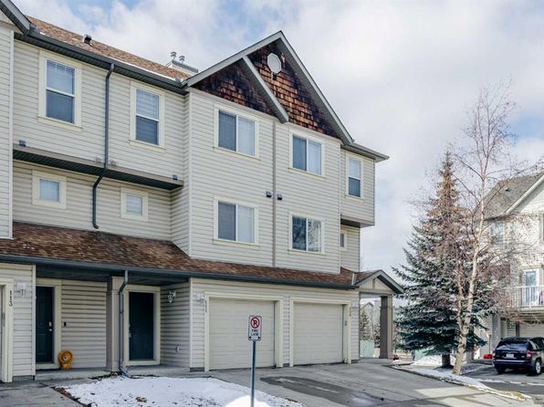 111 E Copperfield Ln SE, Calgary, AB T2Z 4S9