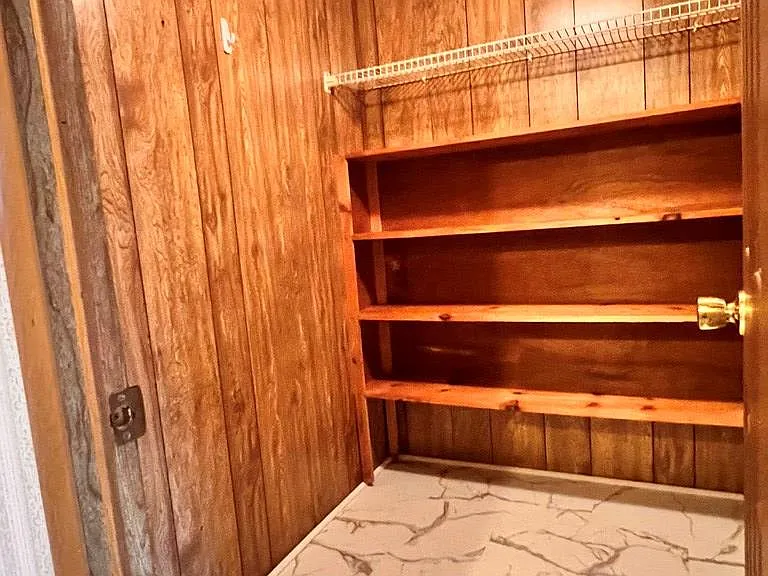 234 N Williamson Rd — Photo 14