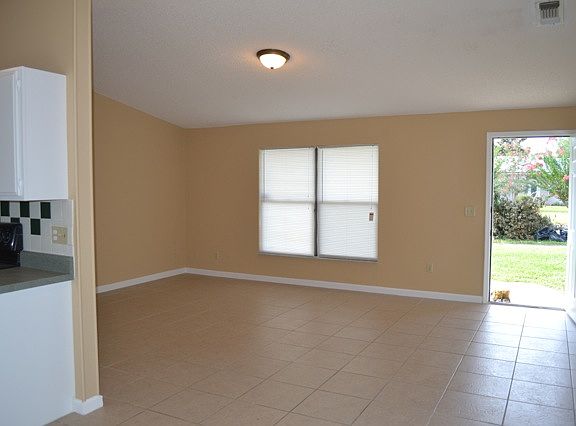 3rd image of 7959 Shircliff Dr