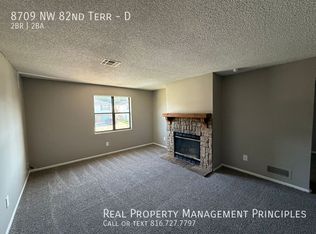 8709 NW 82nd Ter #D, Kansas City, MO 64152