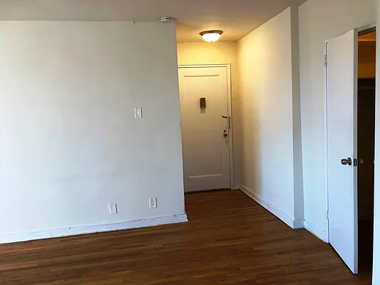 Rented by Prime Realty | media 22