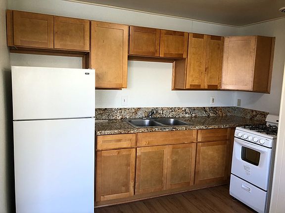 4th image of 485 Waianuenue Ave APT F242