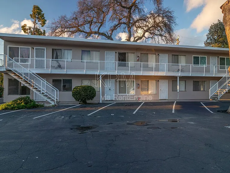 3814 N California St #3 — Photo 2
