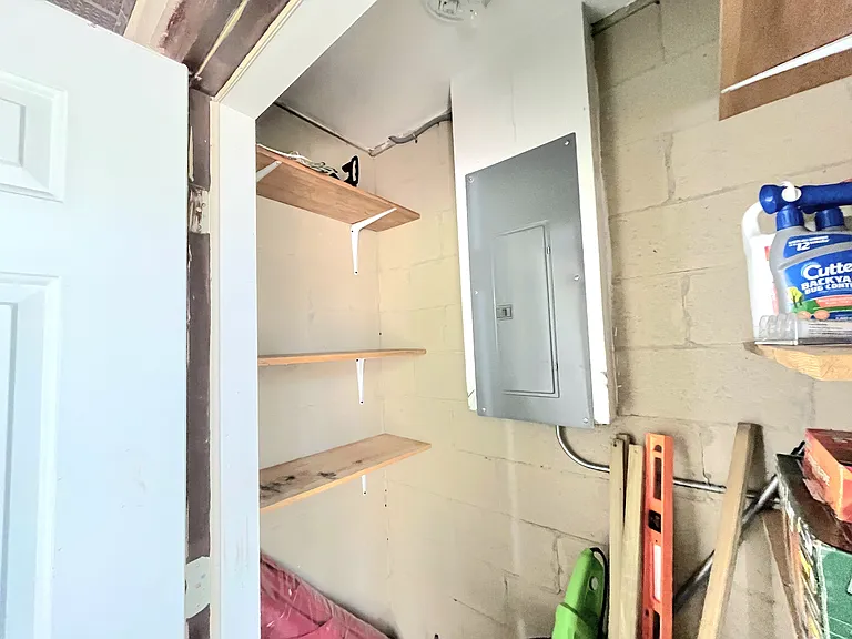 4717 SW 69th Ter — Photo 38
