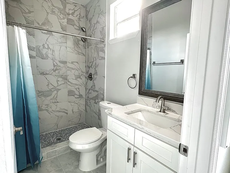 4720 Emerson Ave S #1/2 — Photo 10
