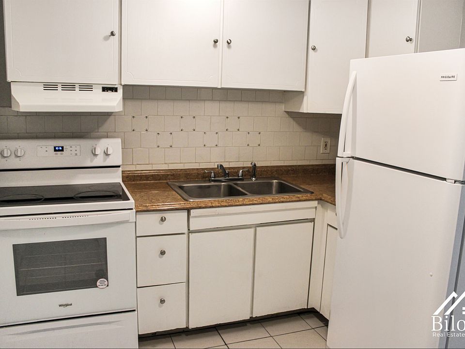 1st image of 115 Bourne Ave #220
