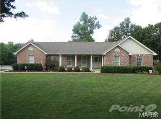 99 Lottie Dr, Troy, MO 63379