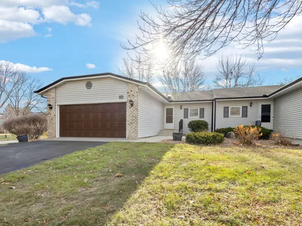 11236 Xavier Ct, Bloomington, MN 55437