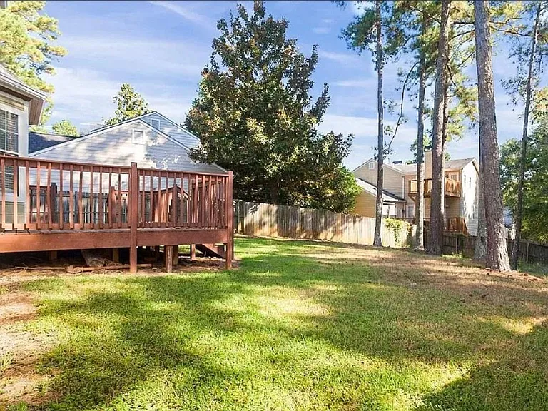 510 Abbotts Hill Ln — Photo 19