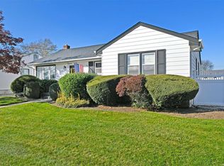 3 Joseph Ave, Bethpage, NY 11714