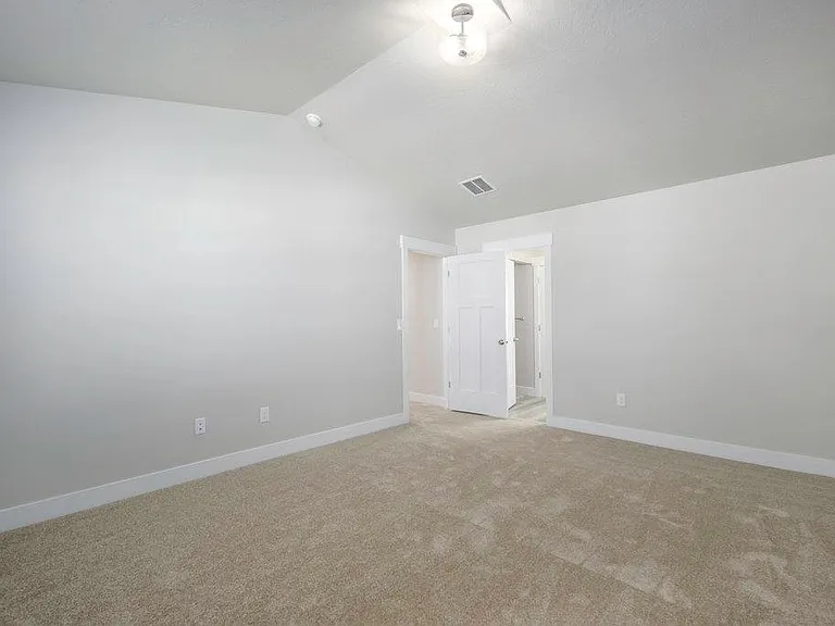 12372 Eovaldi Ave — Photo 13