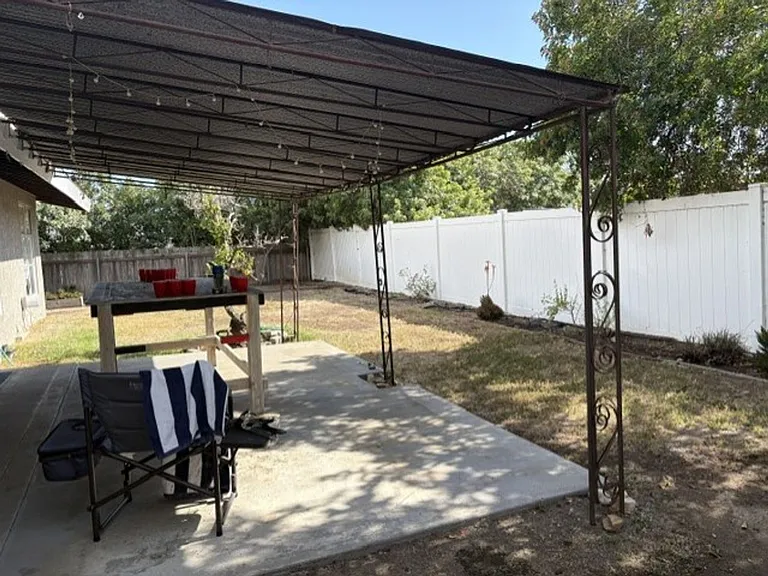 Redding Rd - 5310 — Photo 16
