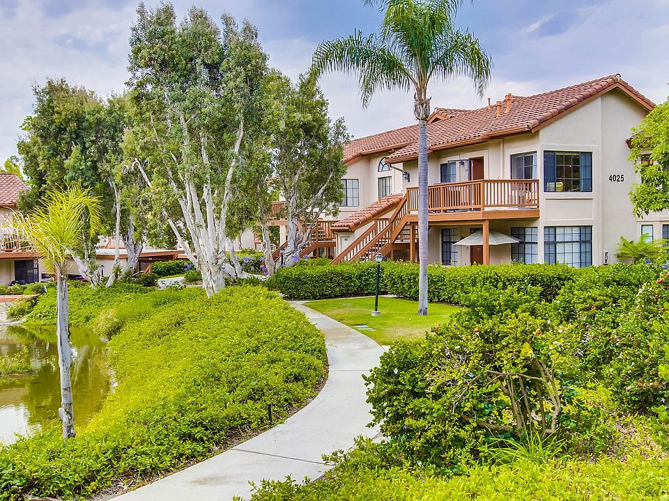 Top-floor corner end-unit