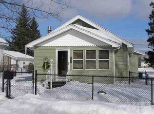 216 Withworth Ave, Kingsford, MI 49802