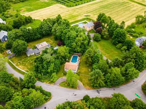 419 Pearl Hill Rd, Fitchburg, MA 01420