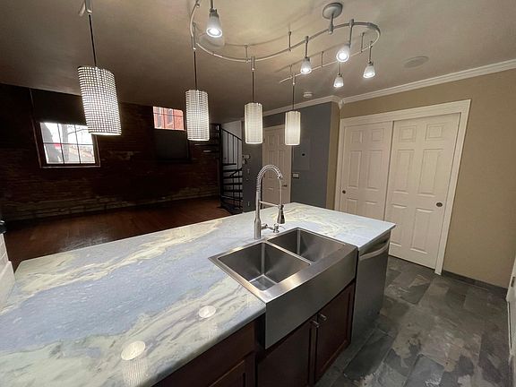 5th image of 544 S Front St APT 106