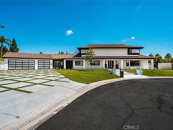 3rd image of 10282 Old Lamplighter Ln