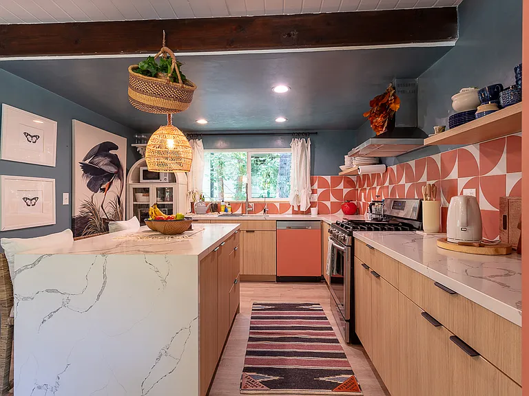 220 Oak Dr — Photo 12