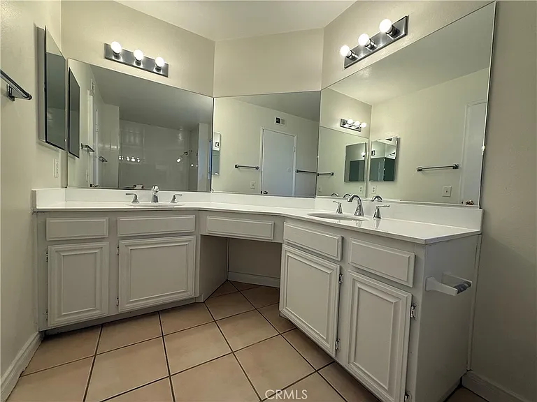 21417 Germain St — Photo 16