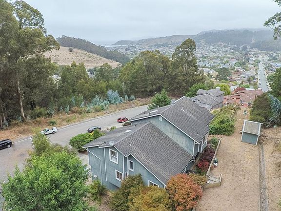5th image of 1661 Adobe Dr