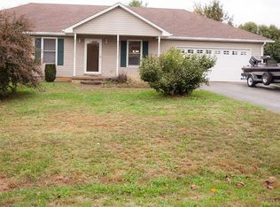 168 Phelps Ct, Bowling Green, KY 42104