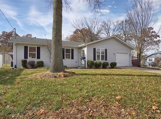 326 Staunton Rd, Troy, IL 62294