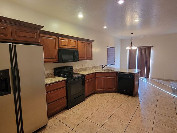 2nd image of 370 Buena Vista Blvd Unit 90