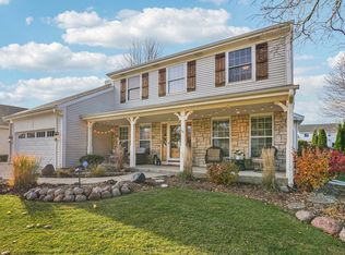 8055 S 85th St, Franklin, WI 53132