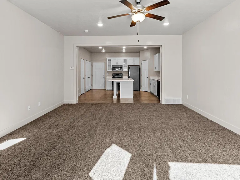 Greyhawk Townhomes — Photo 7