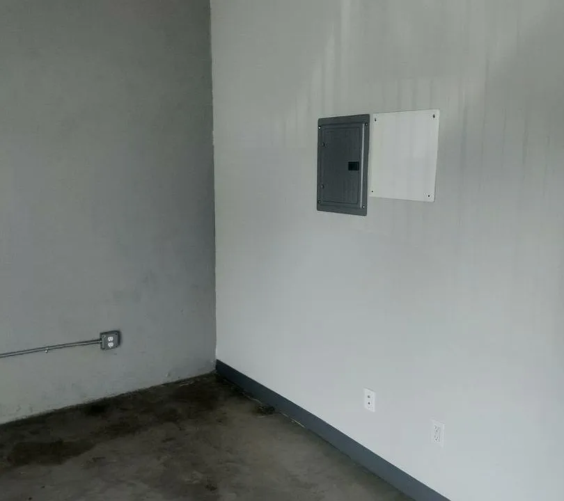 Building Photo 5