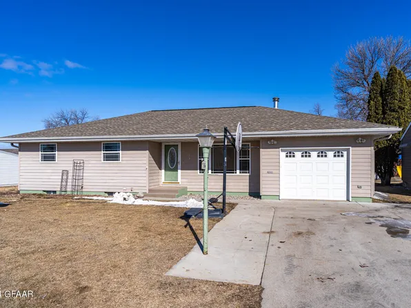 516 Grant St, Crookston, MN 56716