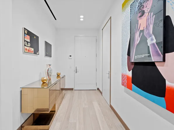 90 Lexington Avenue image 12 of 27