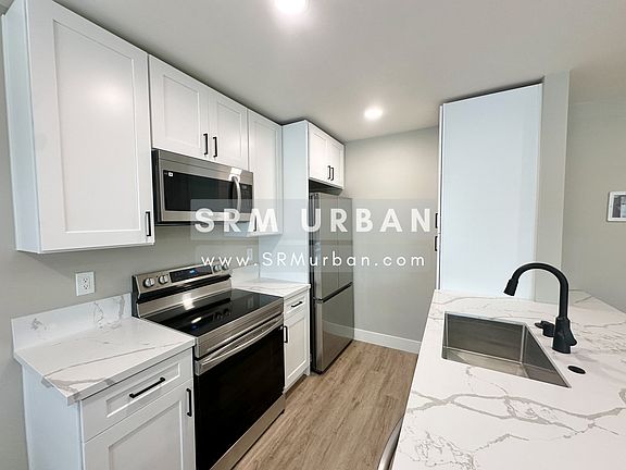 4th image of 4161 37th St APT 17