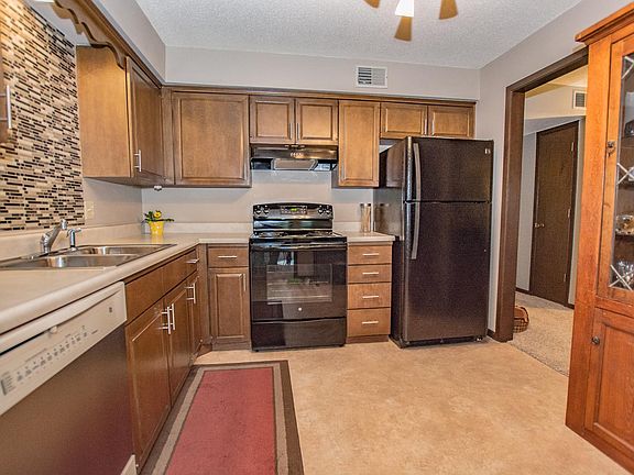 2nd image of 4530 Tama St SE APT 1