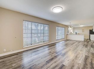 2101 Fountain View Dr APT 76B, Houston, TX 77057