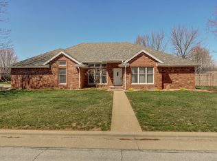 4622 S Forest Ave, Springfield, MO 65810