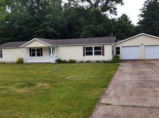 205 Center Dr, Roscommon, MI 48653
