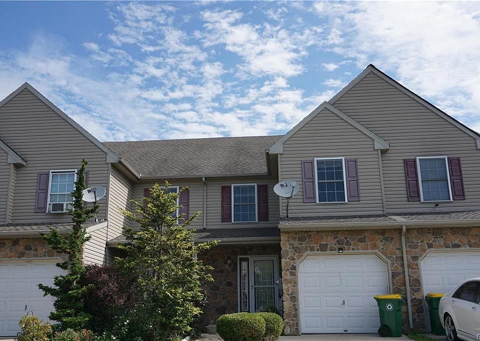 1st image of 8083 Heritage Dr