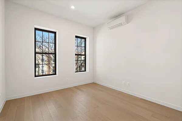 Rented by Fountain Realty Group | media 5