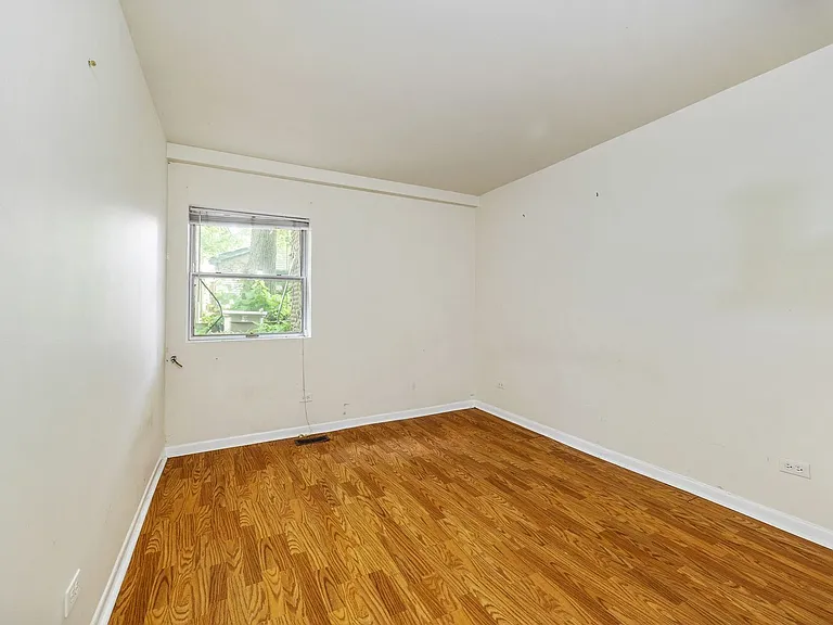 730 W Schubert Ave #G — Photo 12
