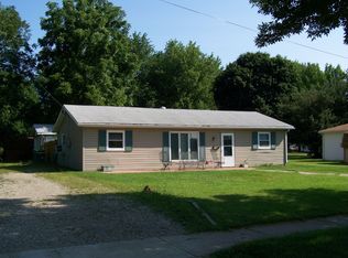 1010 E Pierce St, Macomb, IL 61455