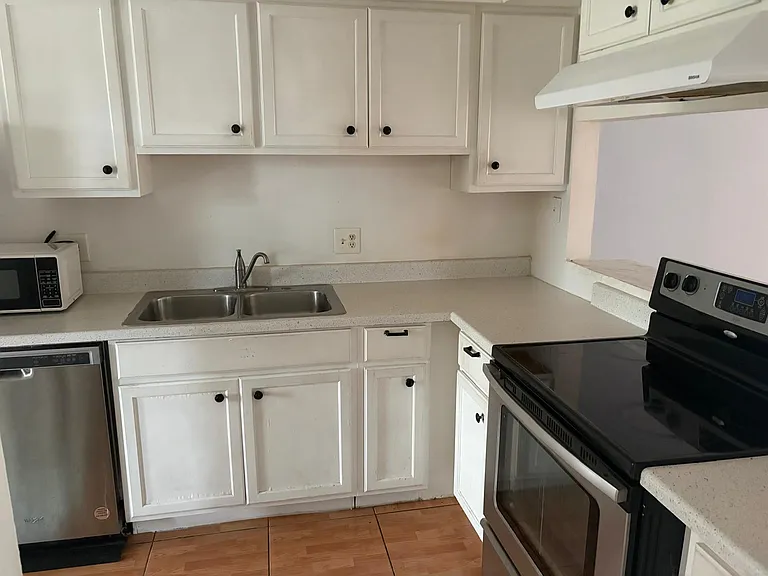 2320 Margarita Ct — Photo 7