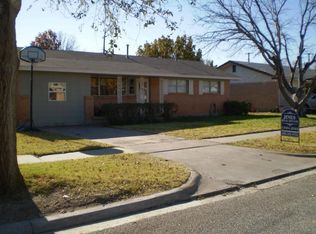 2109 Colgate Dr, Perryton, TX 79070