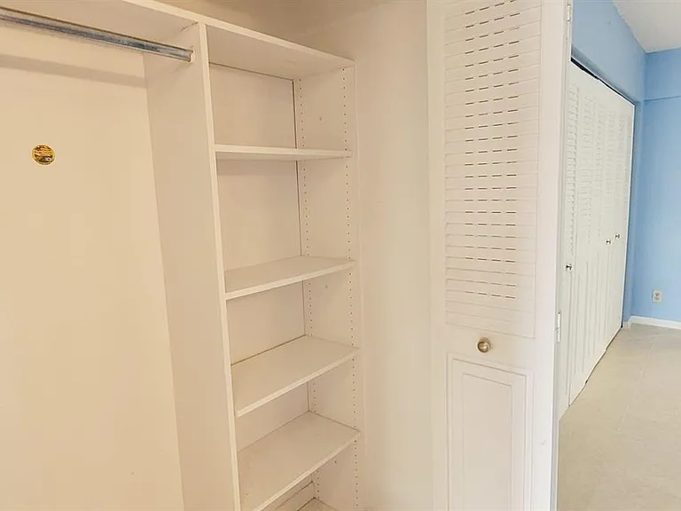 534 Mansfield M #534 — Photo 13